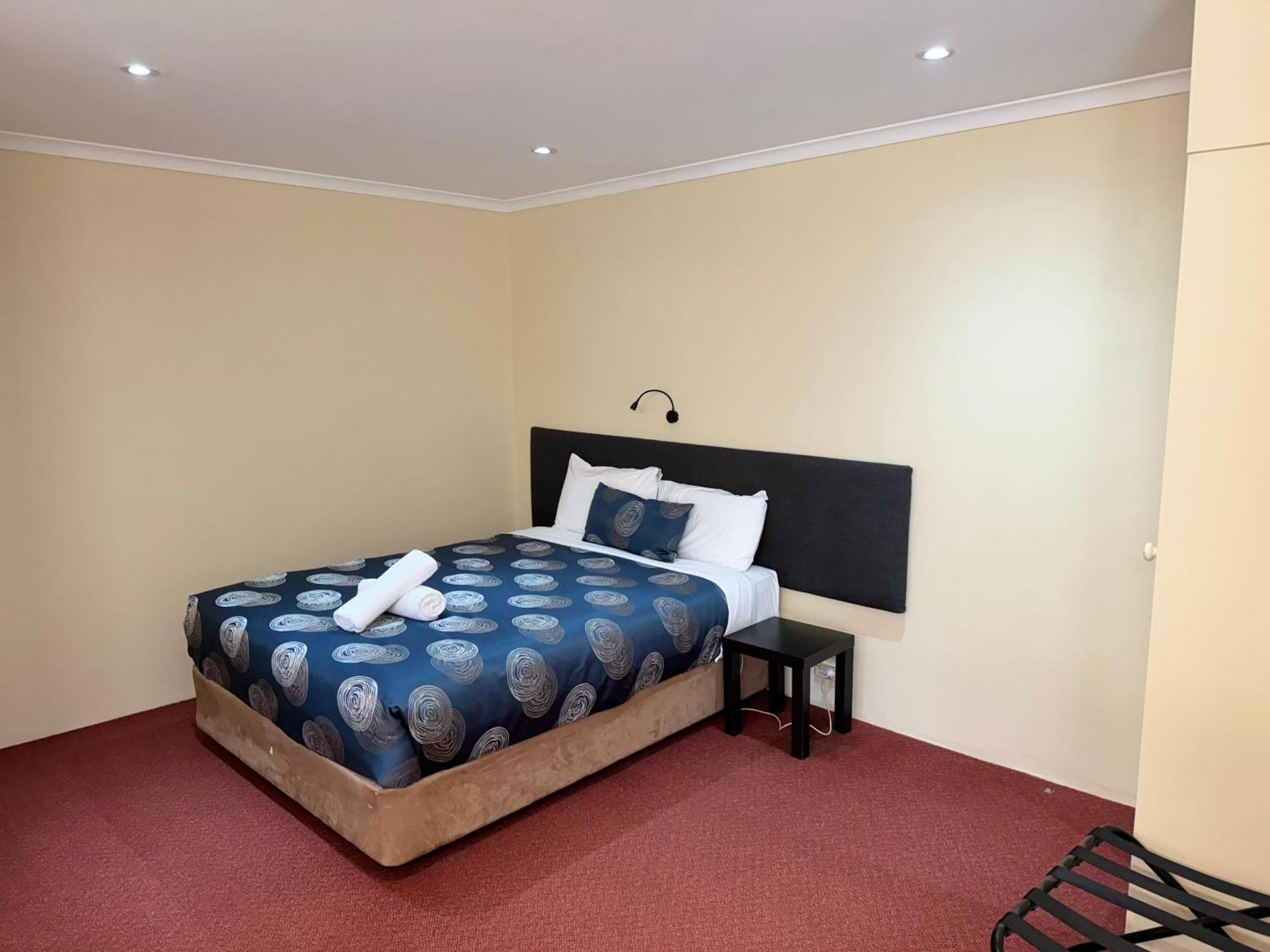 Blue Whale Motor Inn & Apartments Warrnambool Bagian luar foto