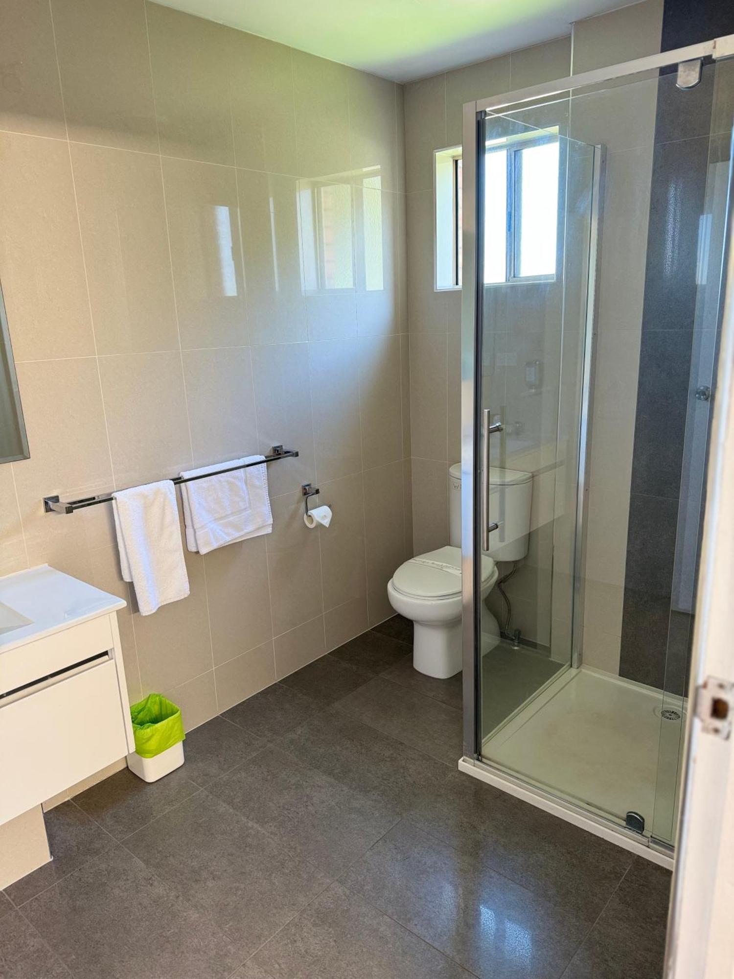 Blue Whale Motor Inn & Apartments Warrnambool Bagian luar foto