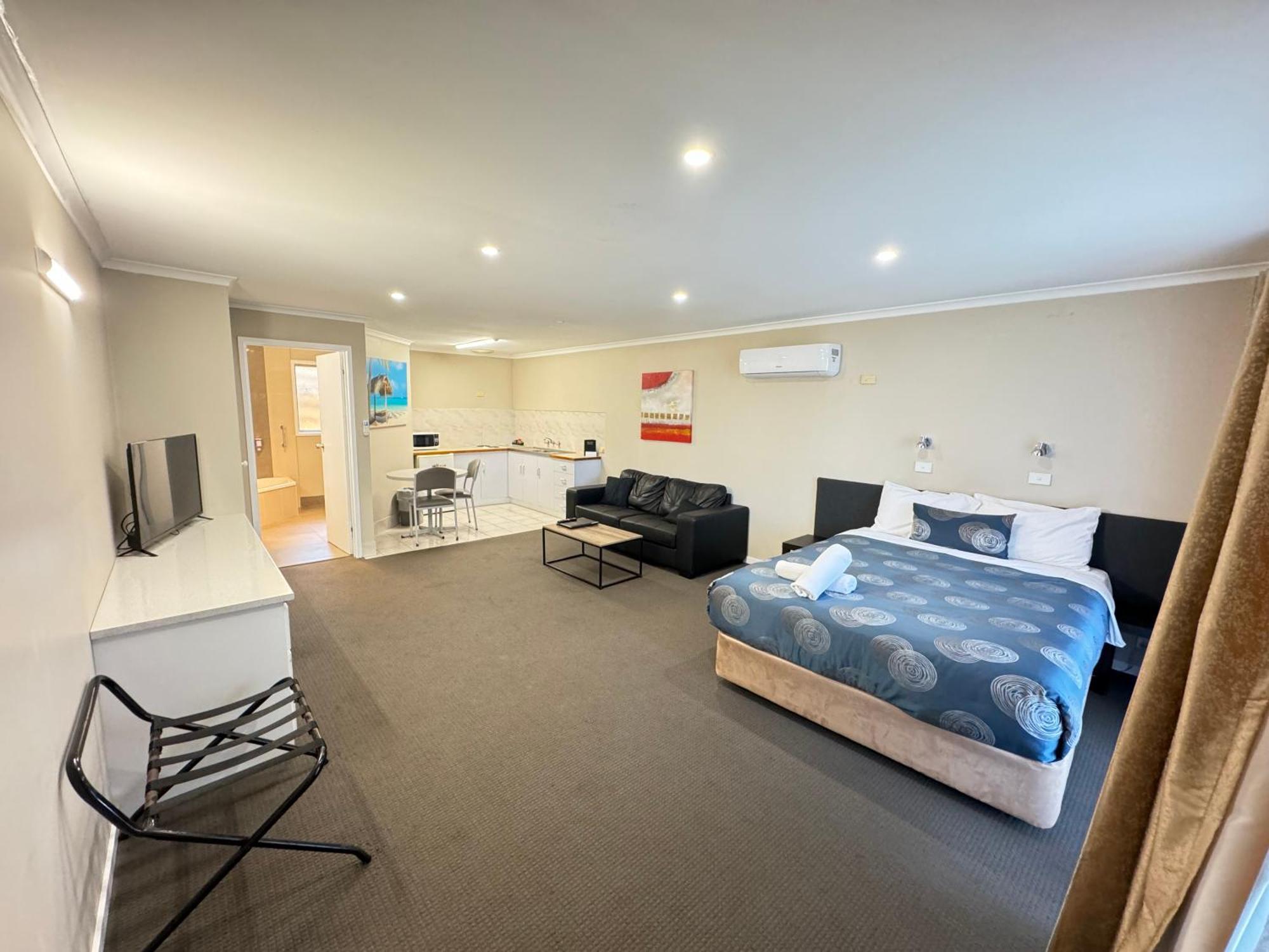 Blue Whale Motor Inn & Apartments Warrnambool Bagian luar foto